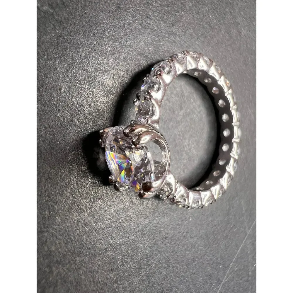 Cubic zirconia sterling silver ring size 7